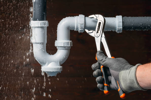 Professional Gas Line Repair technician working in Wabash, IN